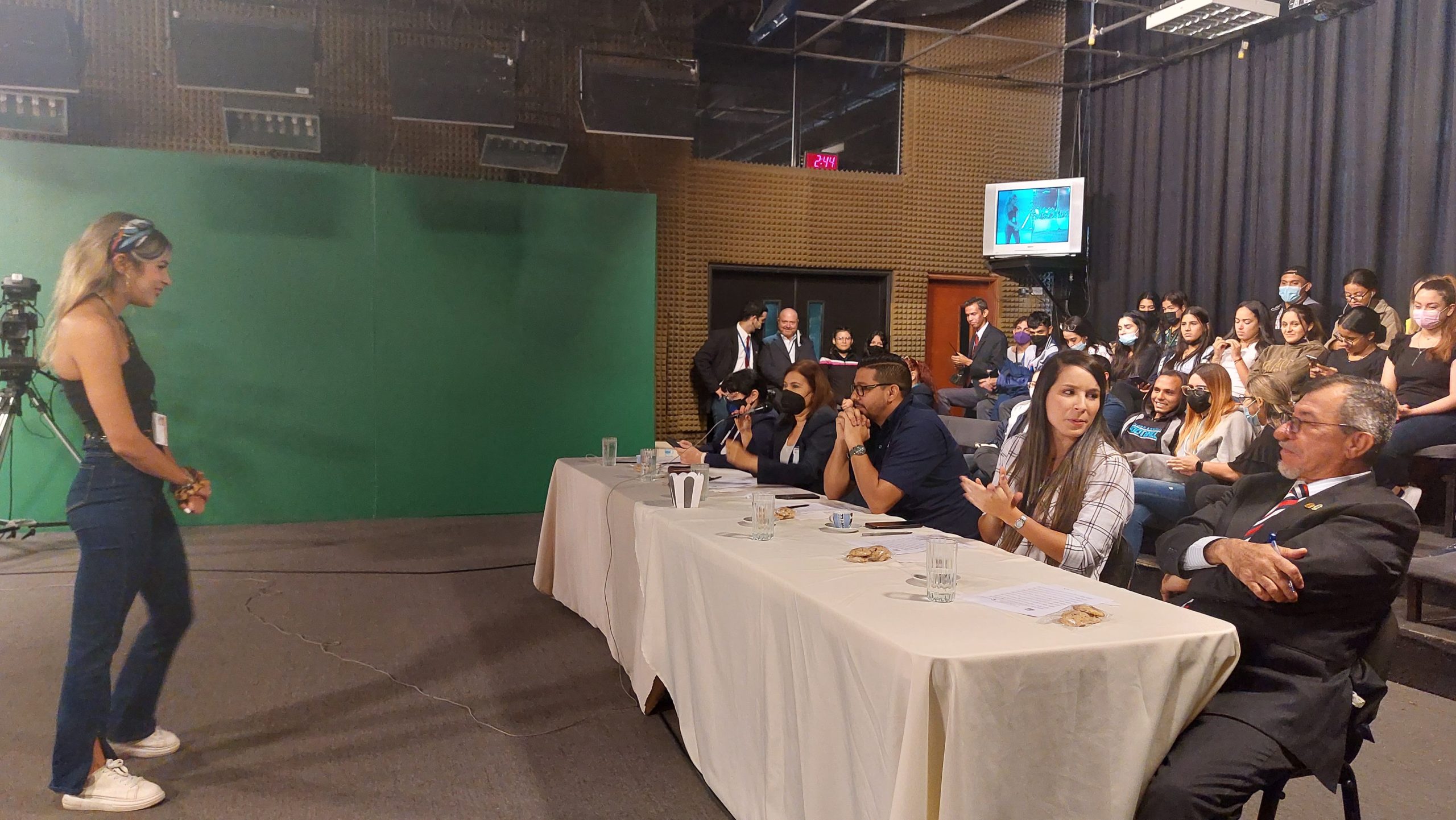 Estudiantes de URBE asistieron al casting de la 46 edición de la Muestra Audiovisual