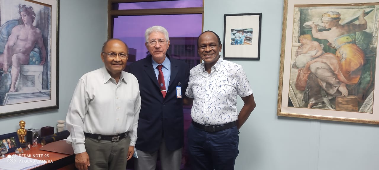 Director de la Universidad Luis Amigó de Colombia: Presentó su tesis doctoral en URBE