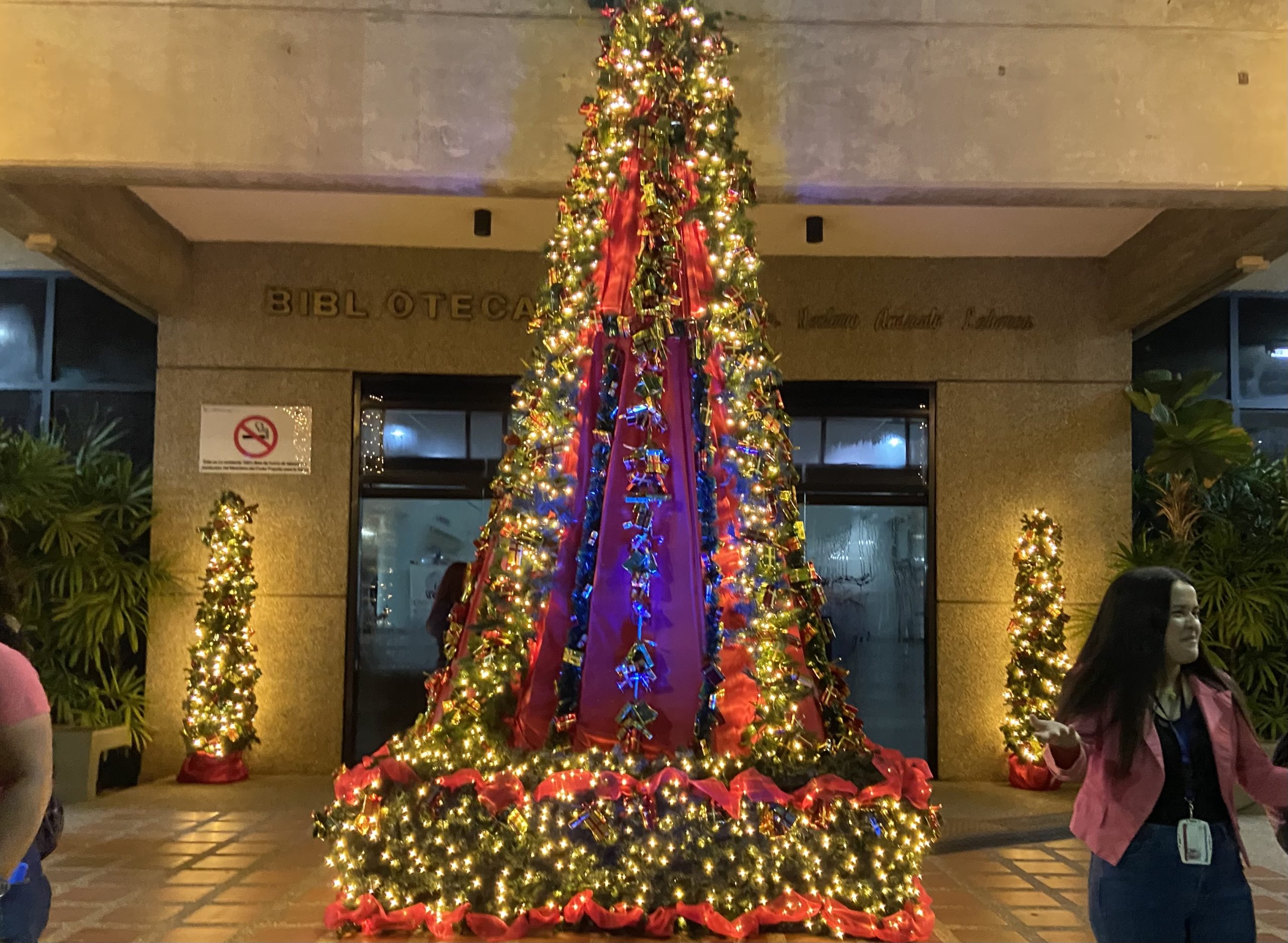 URBE encendió la navidad