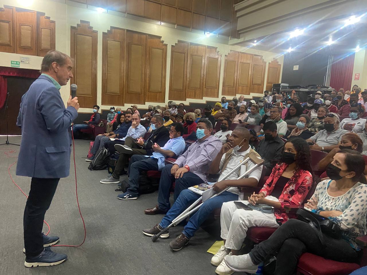 Comunidad universitaria participó en el conversatorio sobre “La colombianidad en Venezuela se apropia del legado de la comisión de la verdad”