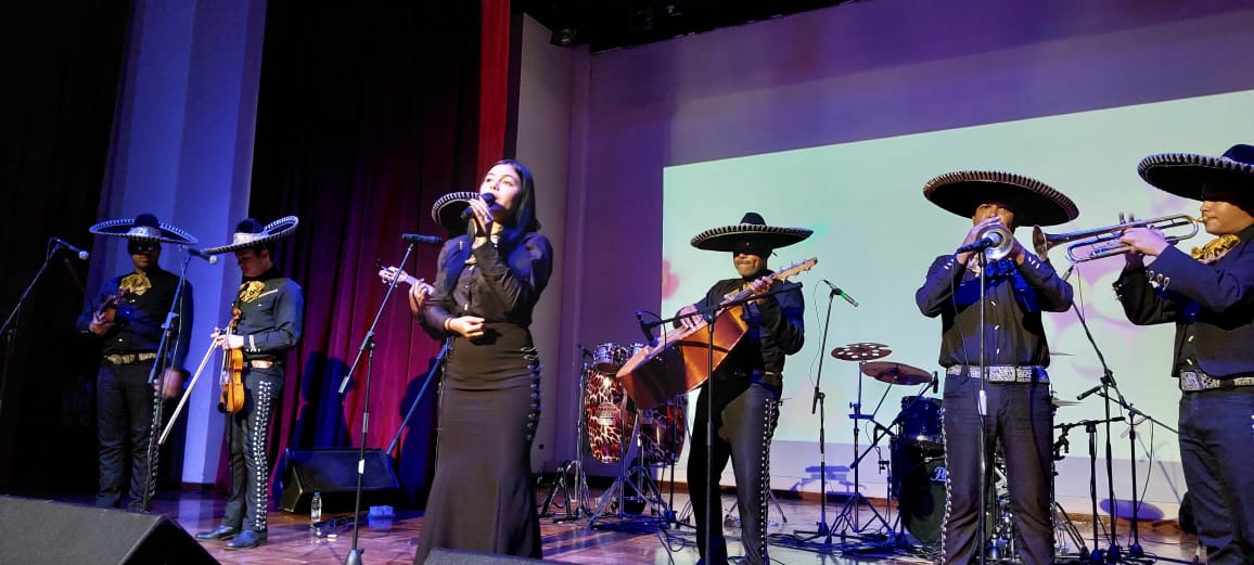 URBE celebra el Día de las Madres