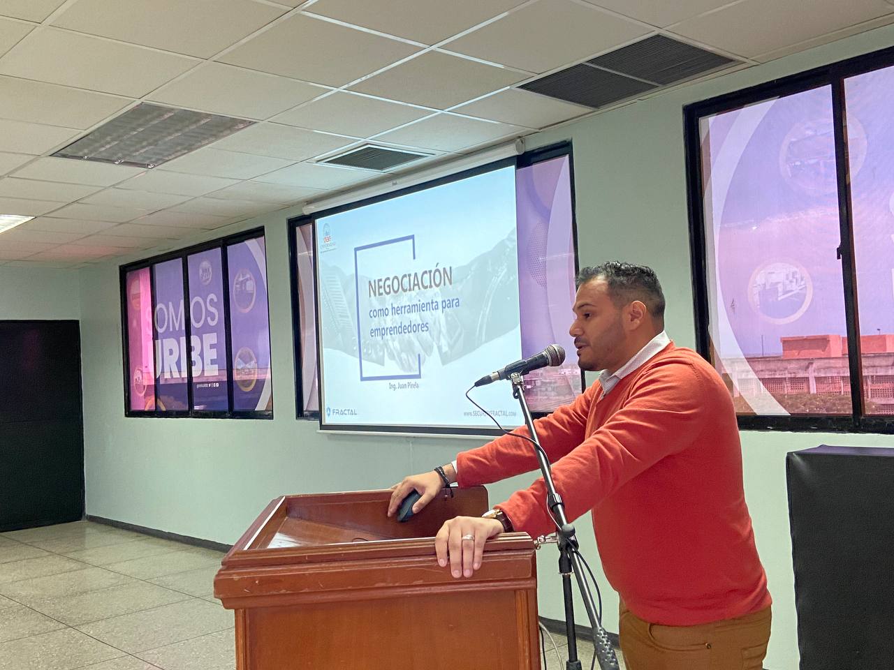 Club de Emprendedores ofreció conferencias en el marco  del V aniversario