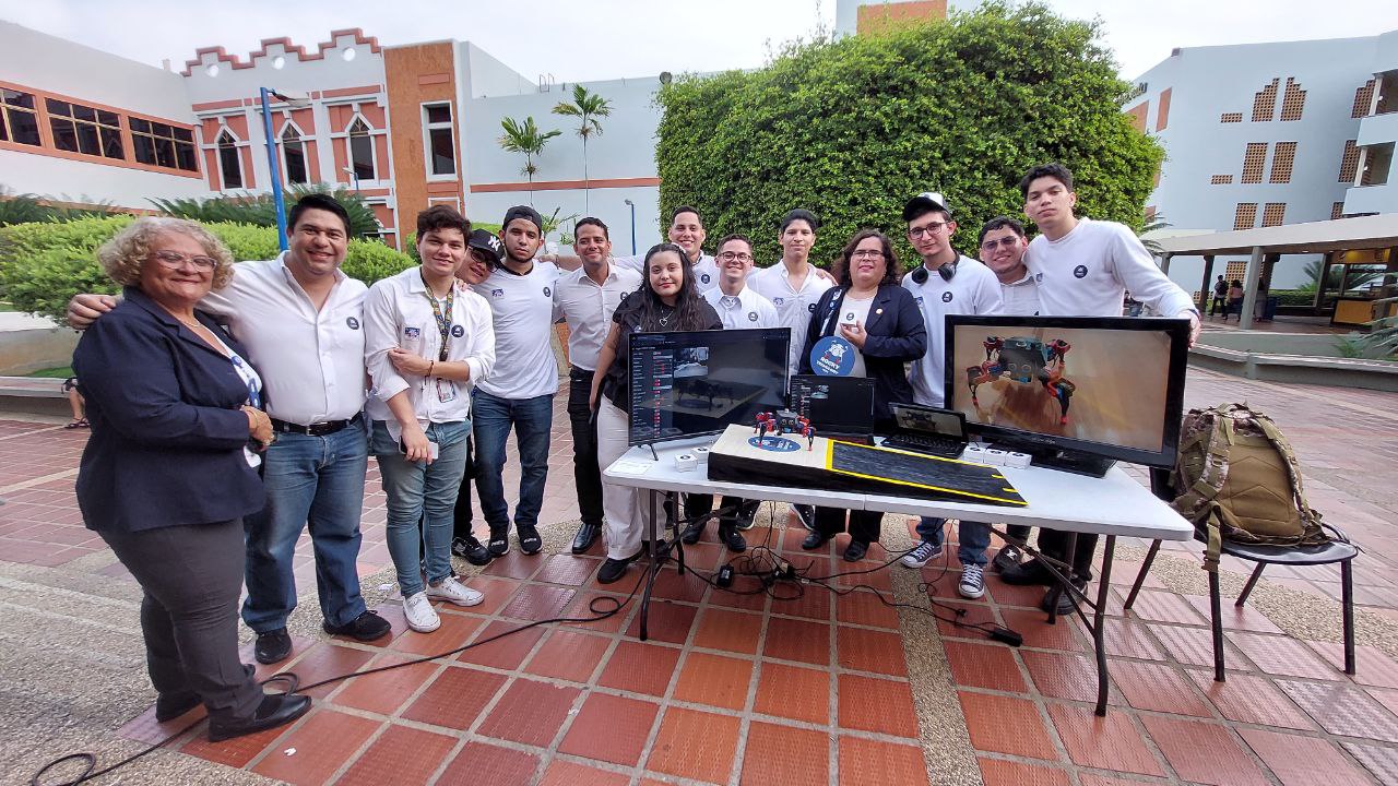 Facultad de Ingeniería realizó I Muestra de Robótica