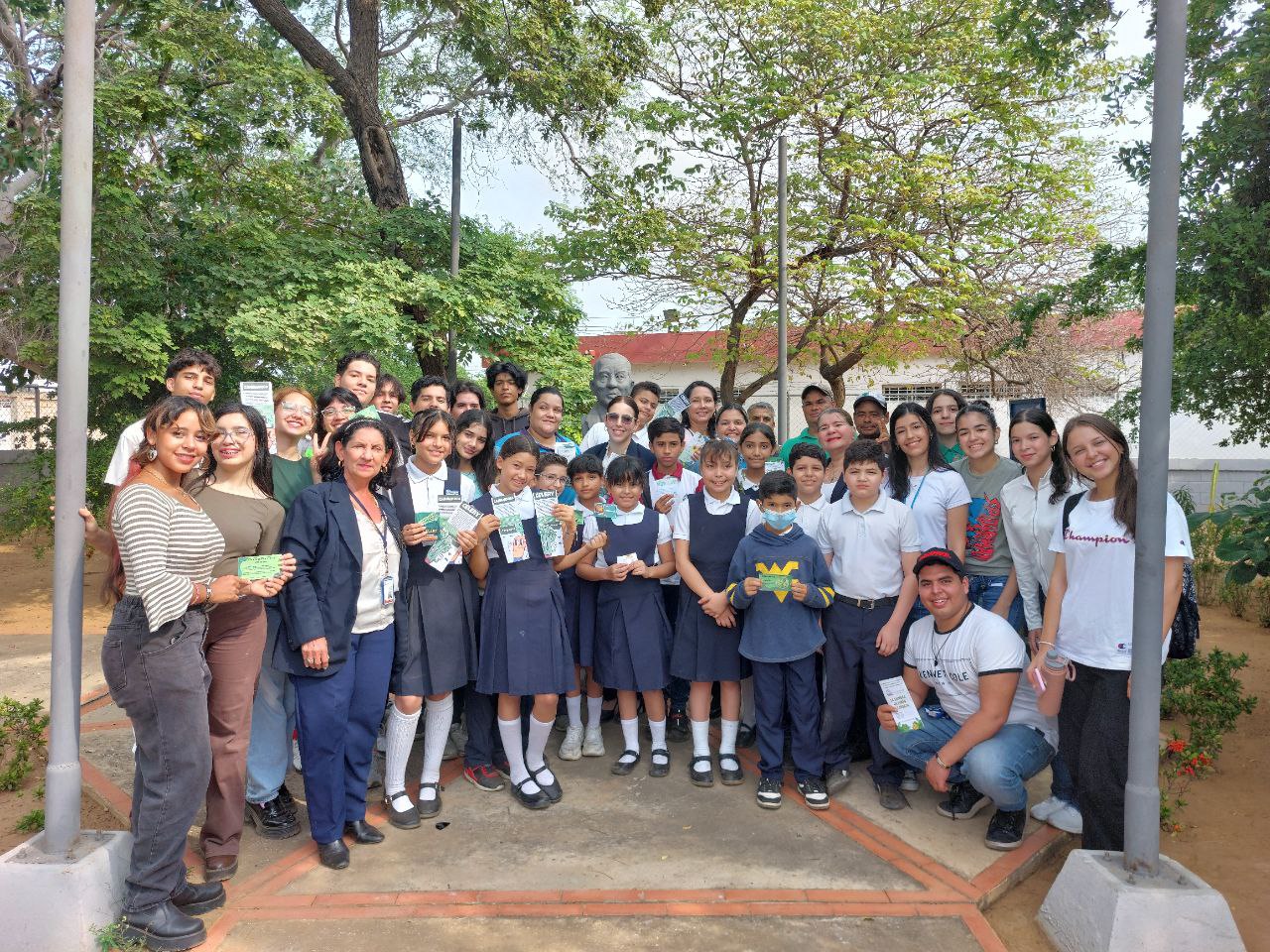 URBE entrega semillas y  lleva mensaje de sostenibilidad a la Escuela Básica Luis Beltrán Prieto Figueroa