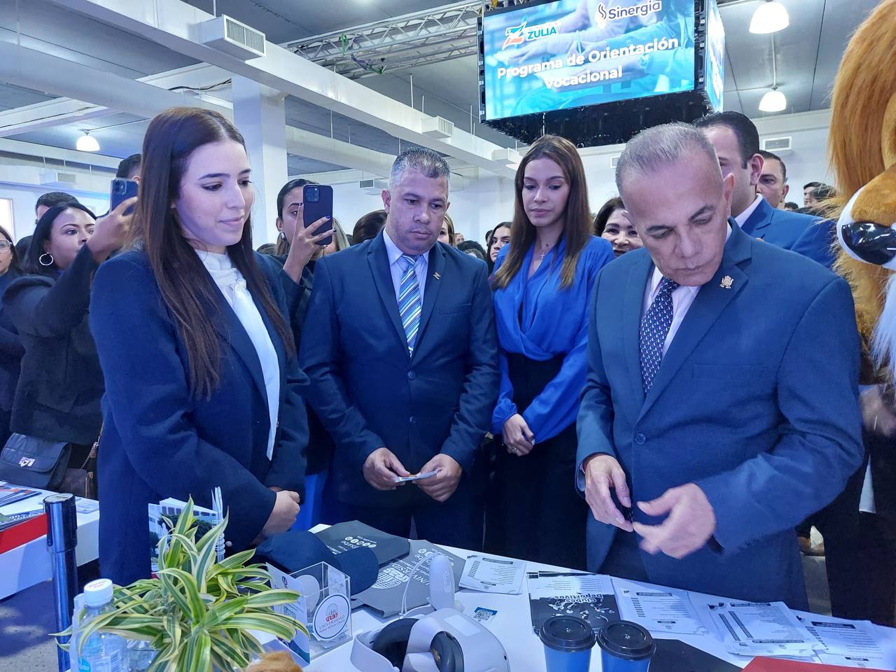 URBE participa con éxito en la «Primera Expo Oportunidades Universitarias Zulia 2024»