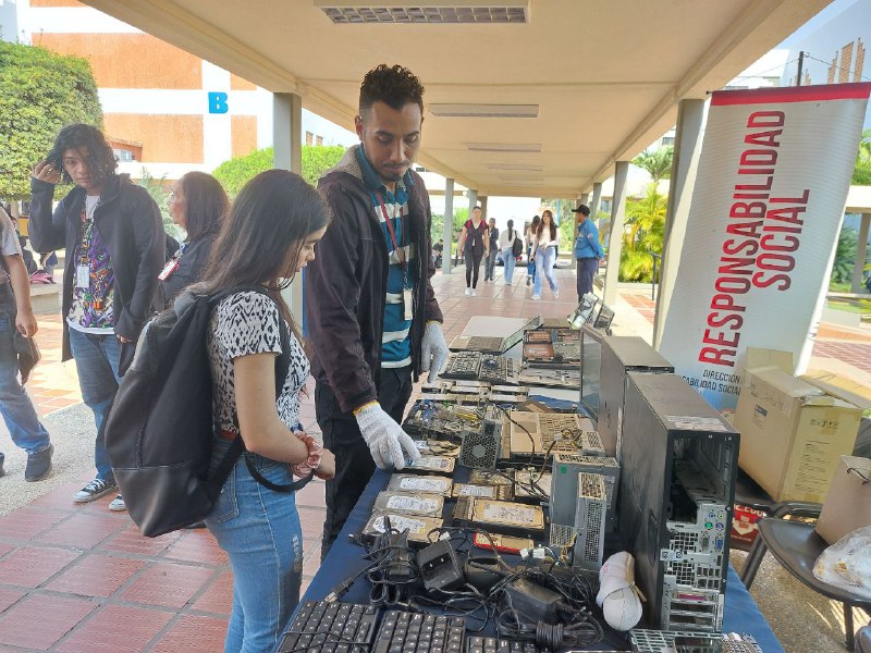 URBE realizó jornada de recolección de desechos electrónicos