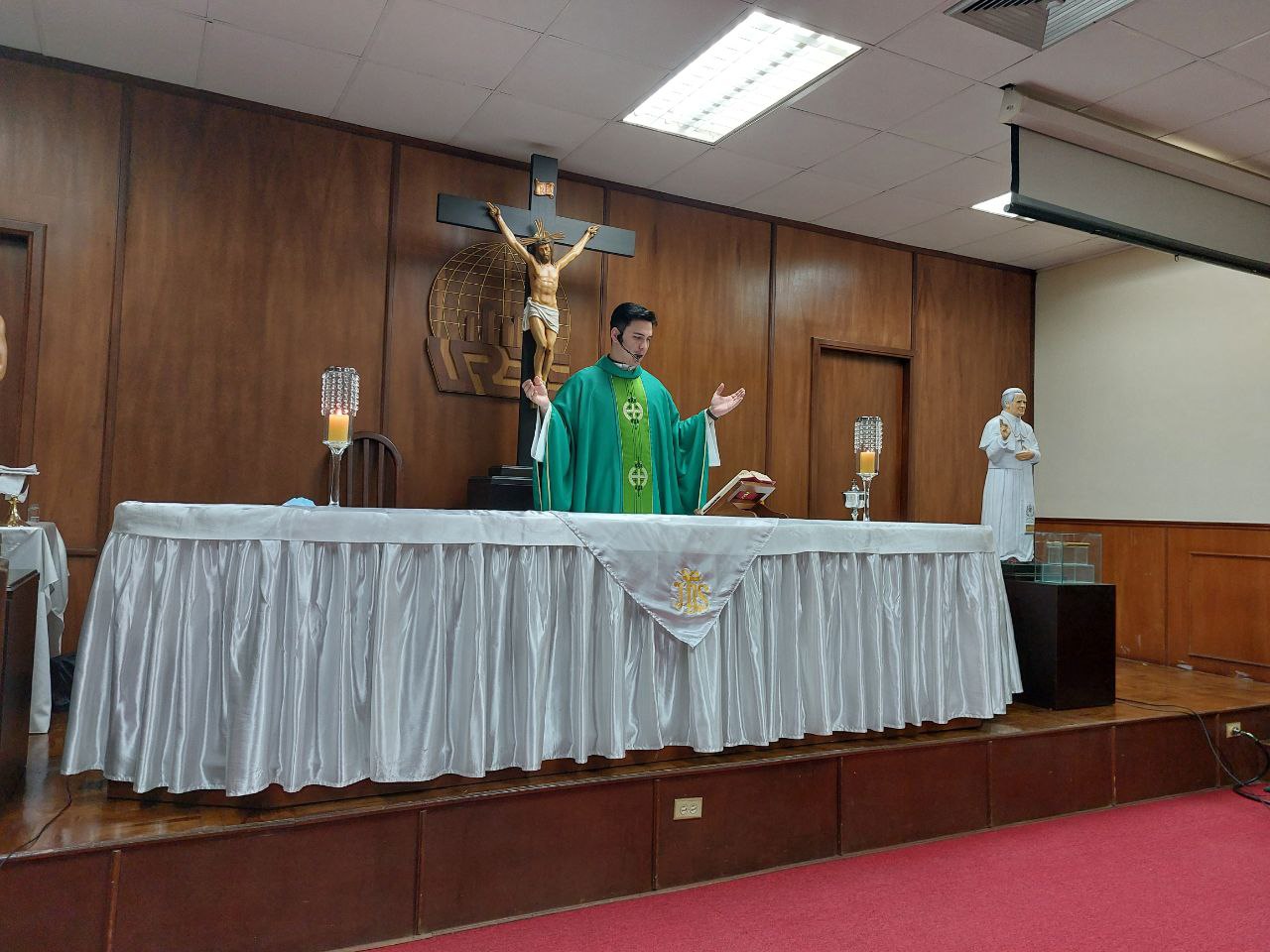 URBE ofreció eucaristía en honor a su patrono San Onofre