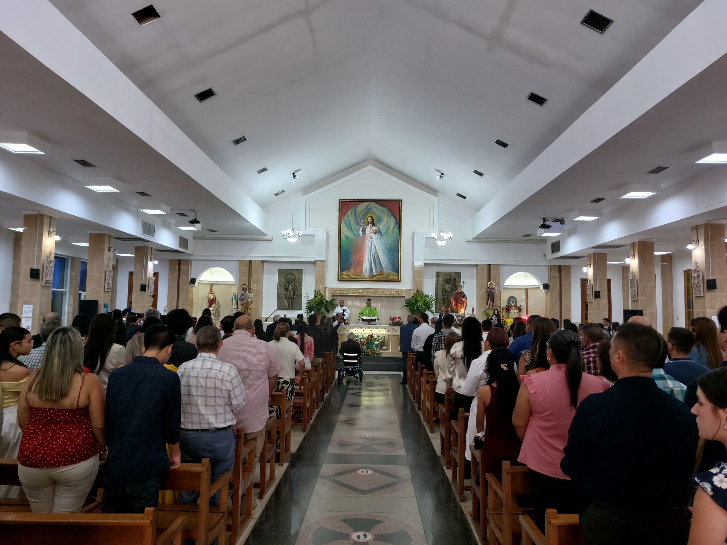 URBE celebra eucaristía en acción de gracias por nueva Promoción de graduandos