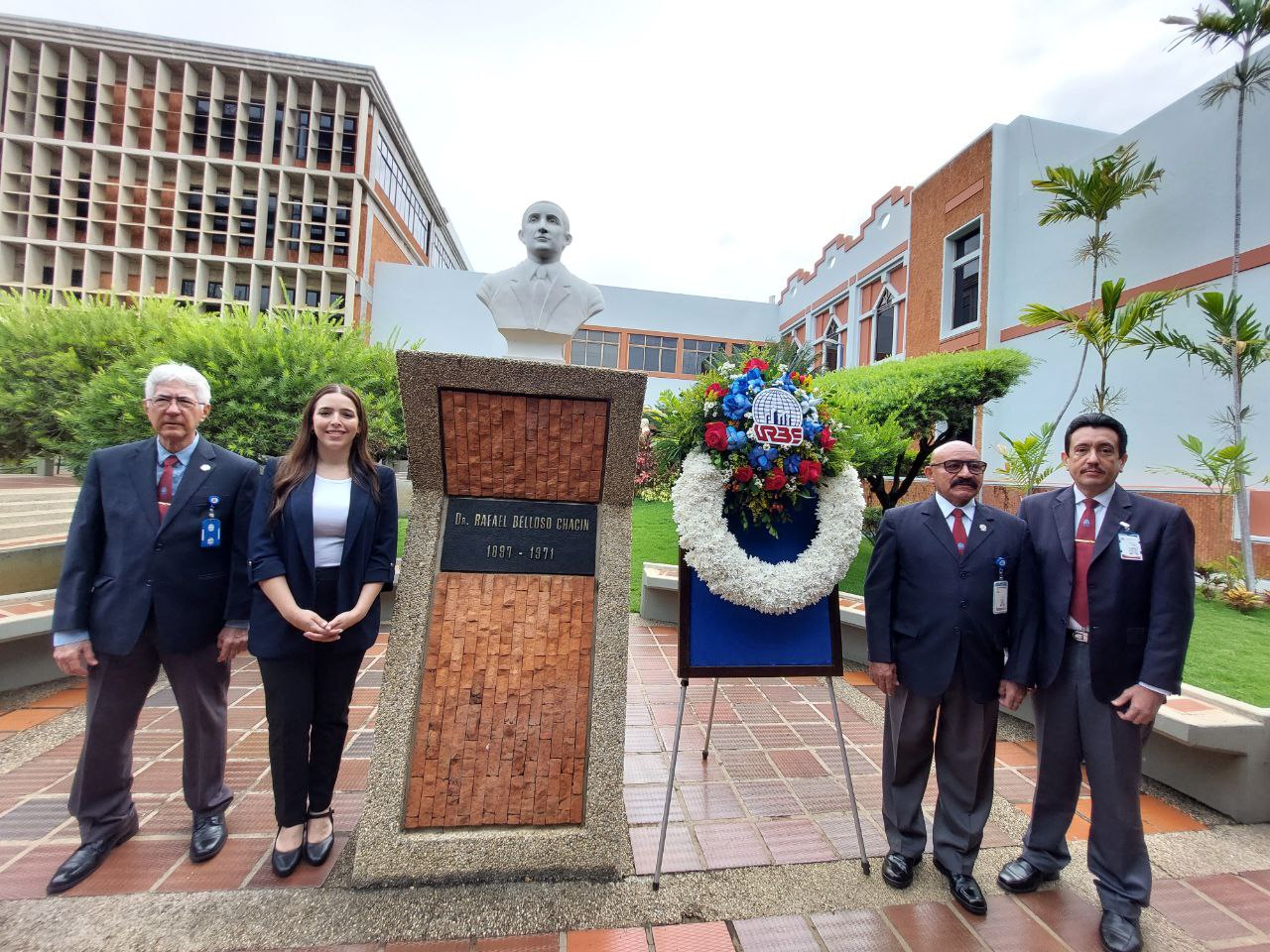 URBE inicia su semana aniversaria con ofrenda floral en honor a Rafael Belloso Chacín