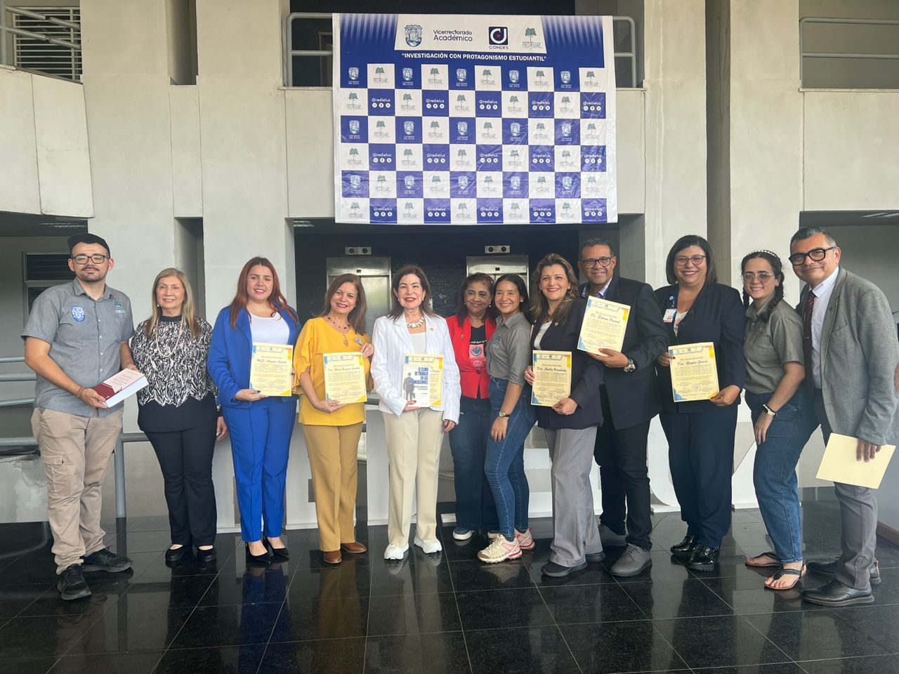 LUZ entregó reconocimientos a profesores de URBE por su compromiso con la investigación
