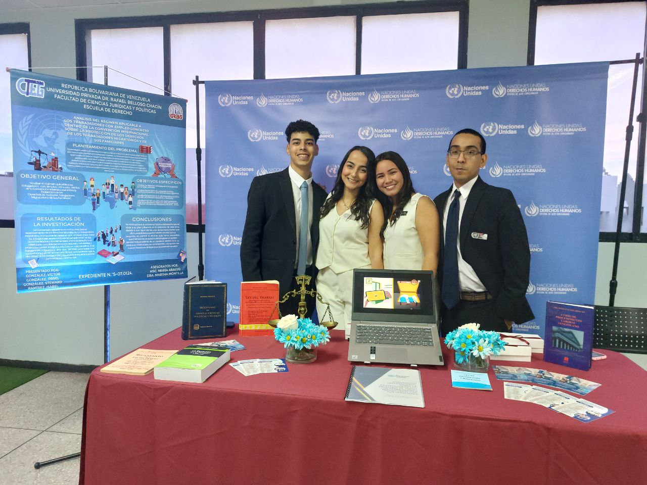 Facultad de Ciencias Jurídicas y Políticas presentó su VIII Galería de Investigación