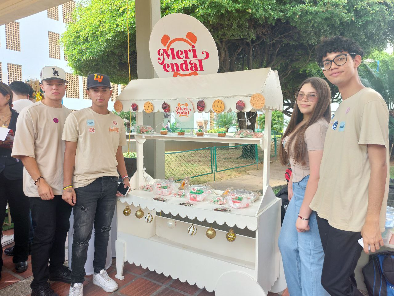 Inaugurada Feria de Emprendimiento: Un espacio para la Innovación Estudiantil