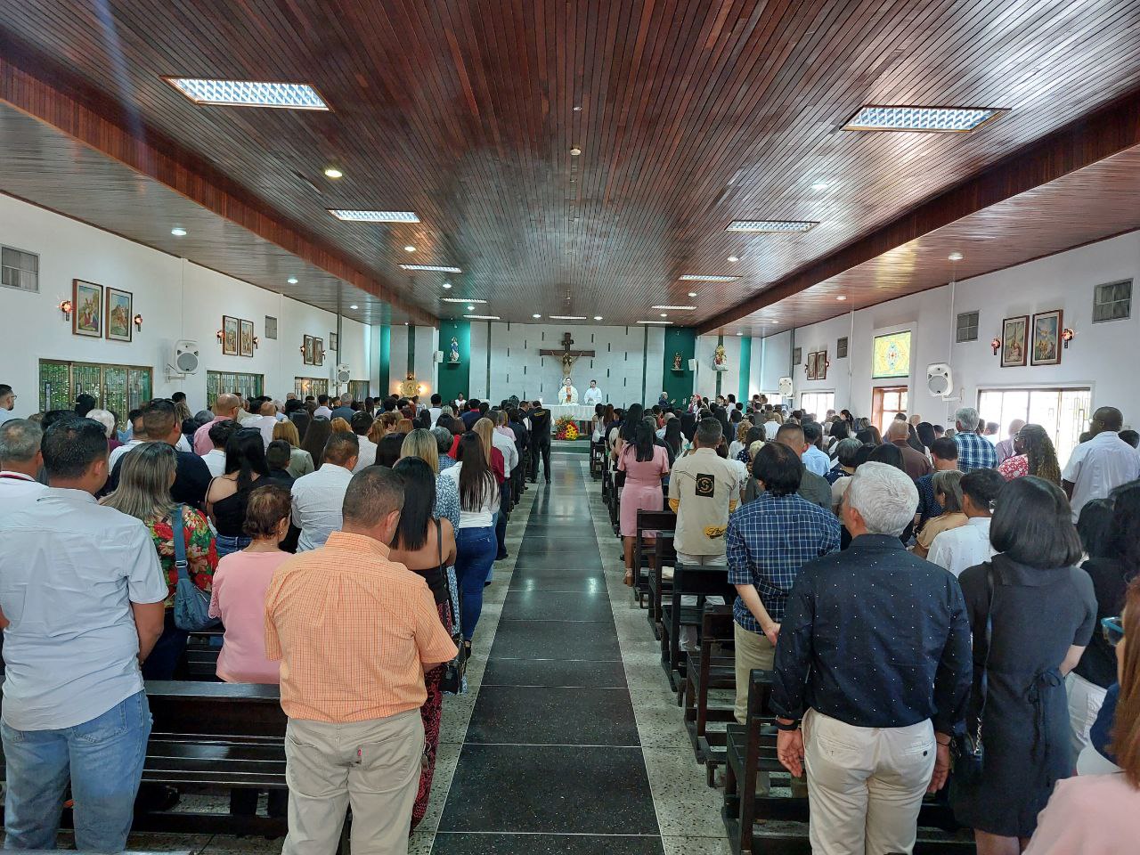 La URBE celebra misa de acción de gracias por sus nuevos graduados