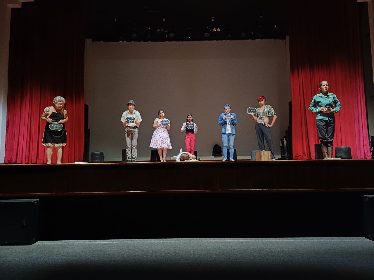 Radio novela “Sudor y lágrimas” se presentó en el jueves cultural de URBE
