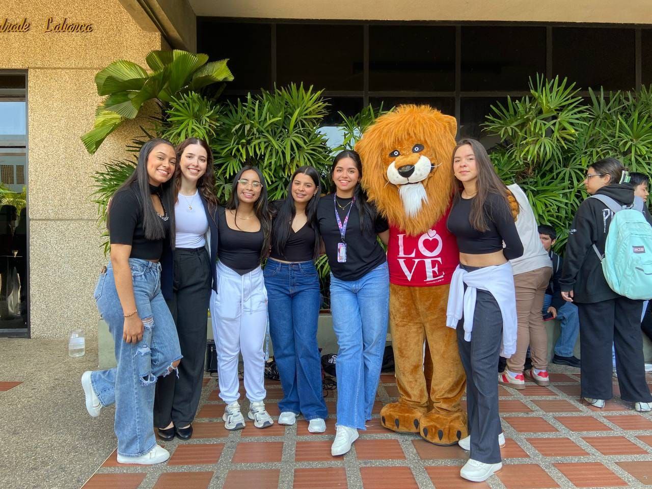 URBE celebró San Valentín con sus estudiantes
