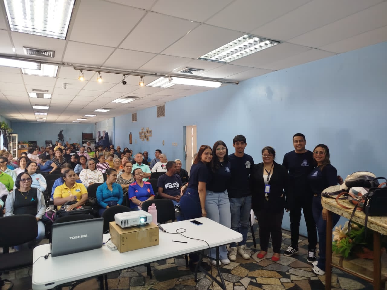 Curso de Formación Administrativa: Inicia el Programa Comunidad con Saberes en URBE