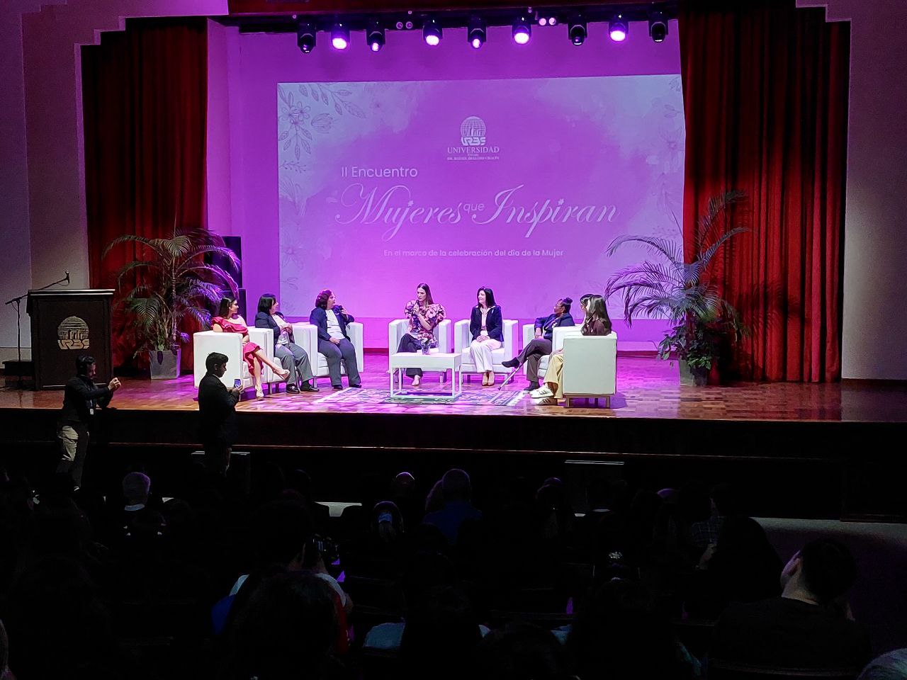 Inspiración y empoderamiento: II Encuentro de Mujeres en URBE