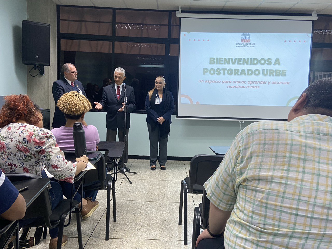 URBE recibe estudiantes extranjeros de postgrado en jornada académica especial