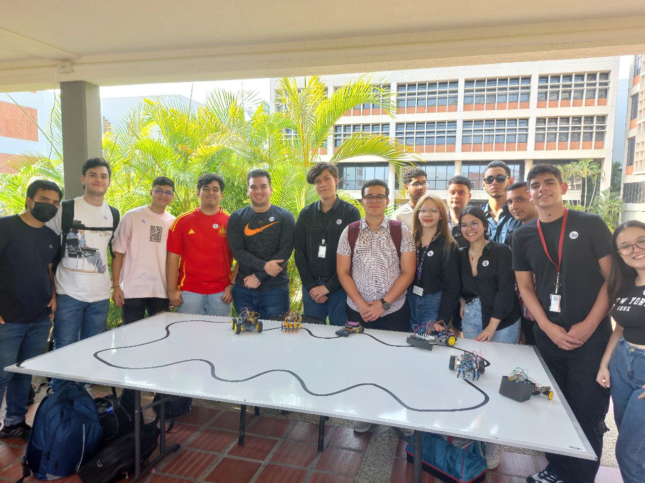 V Muestra Robótica expuso la innovación y talento de los estudiantes de Ingeniería