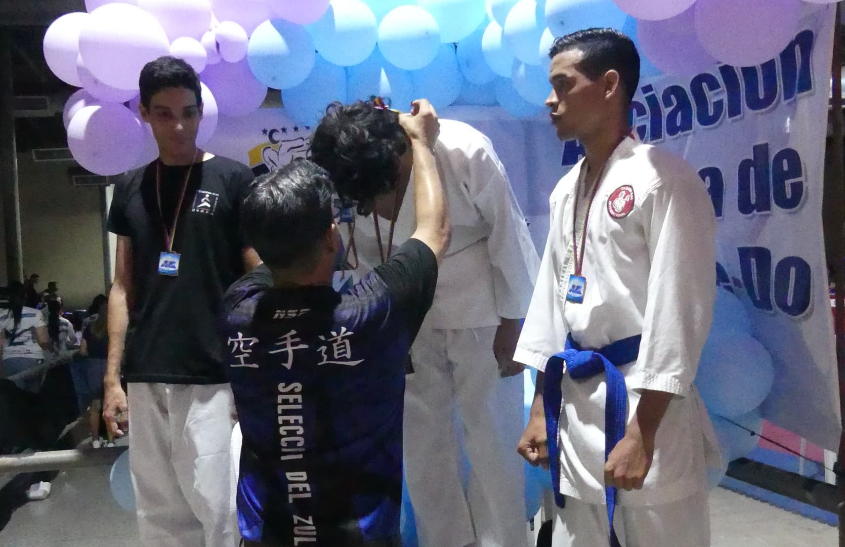 Atletas de URBE logran tres medallas en el Campeonato Anual de la Asociación Zuliana de Karate-Do