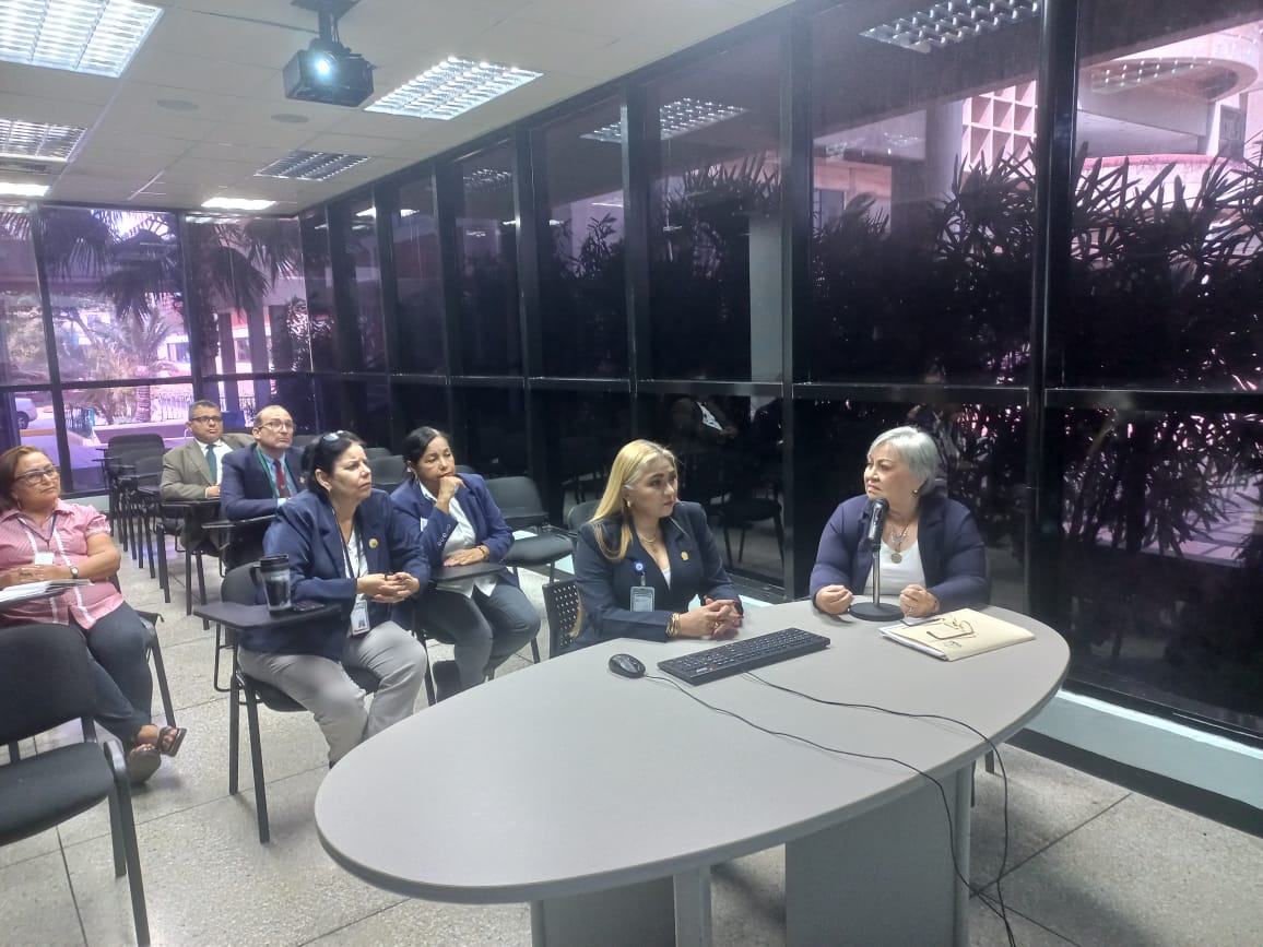 URBE fortalece la calidad científica con taller de Arbitraje Editorial