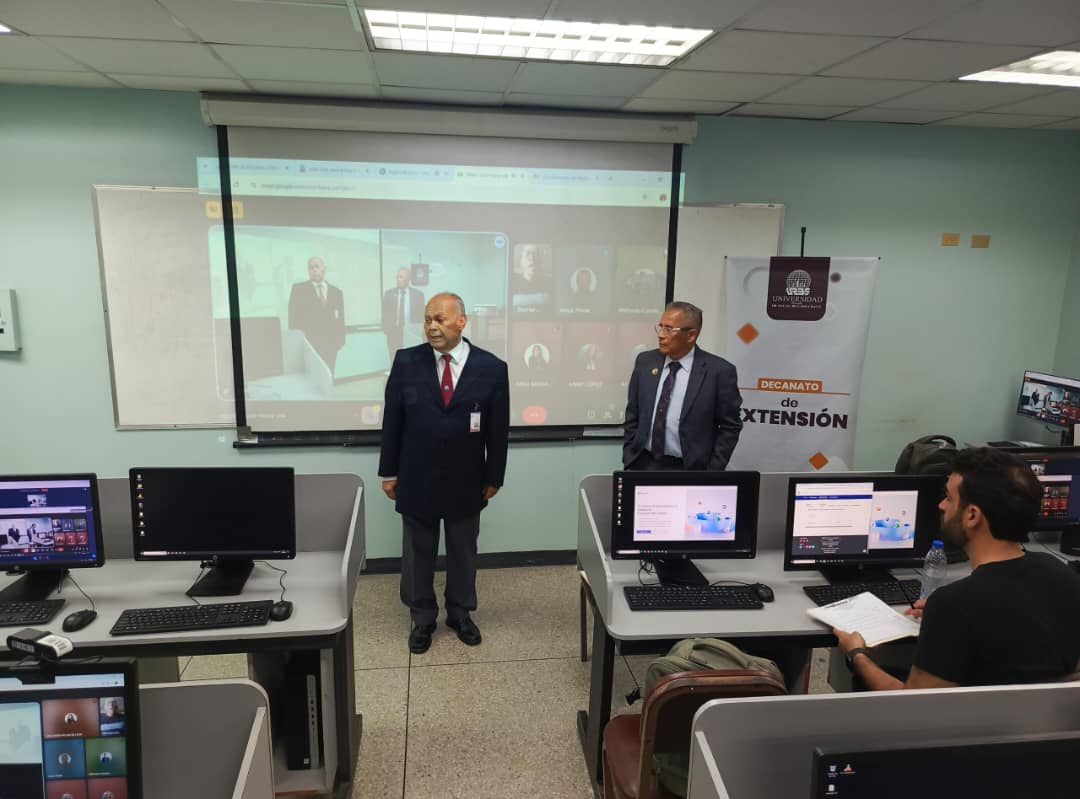 URBE realizó conversatorio sobre aplicaciones para la planificación y control de proyectos