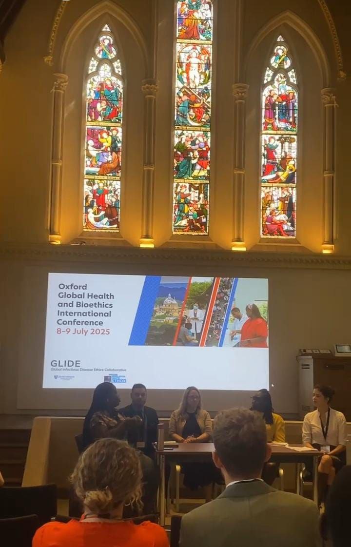 Profesor de URBE participó en conferencia de bioética en la universidad de Oxford