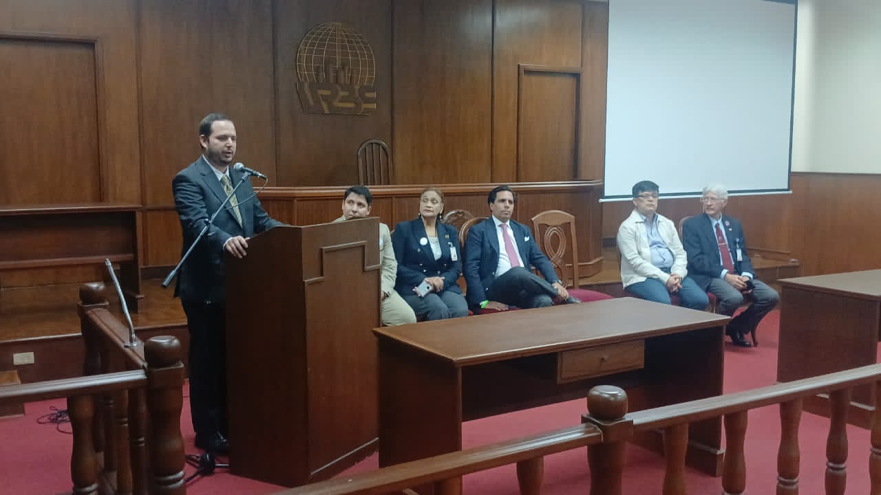 Directivos de AVDT y AVDM visitaron la URBE para promover formación especializada en Derecho Tributario y Marítimo