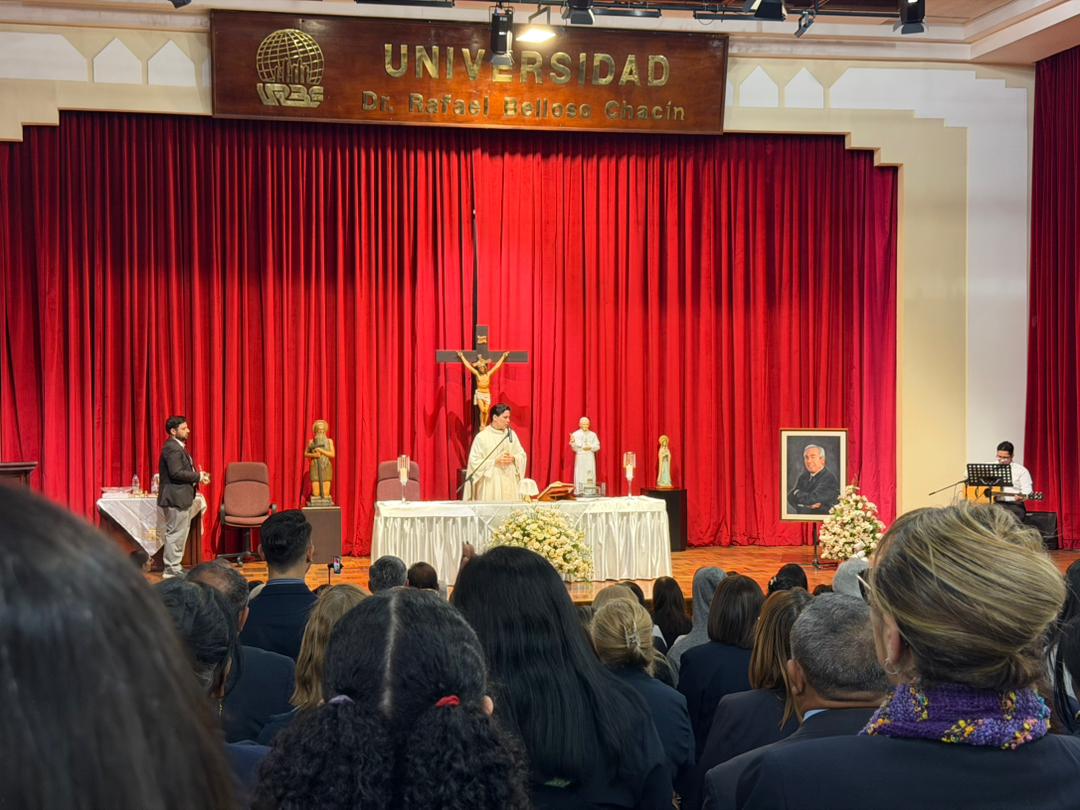 Comunidad universitaria URBE honra el legado del Dr. Oscar Belloso Medina a un mes de su partida